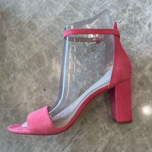 Vincent Camuto VC Corlina Ankle Strap Heel Sandals - Picture 2 of 2